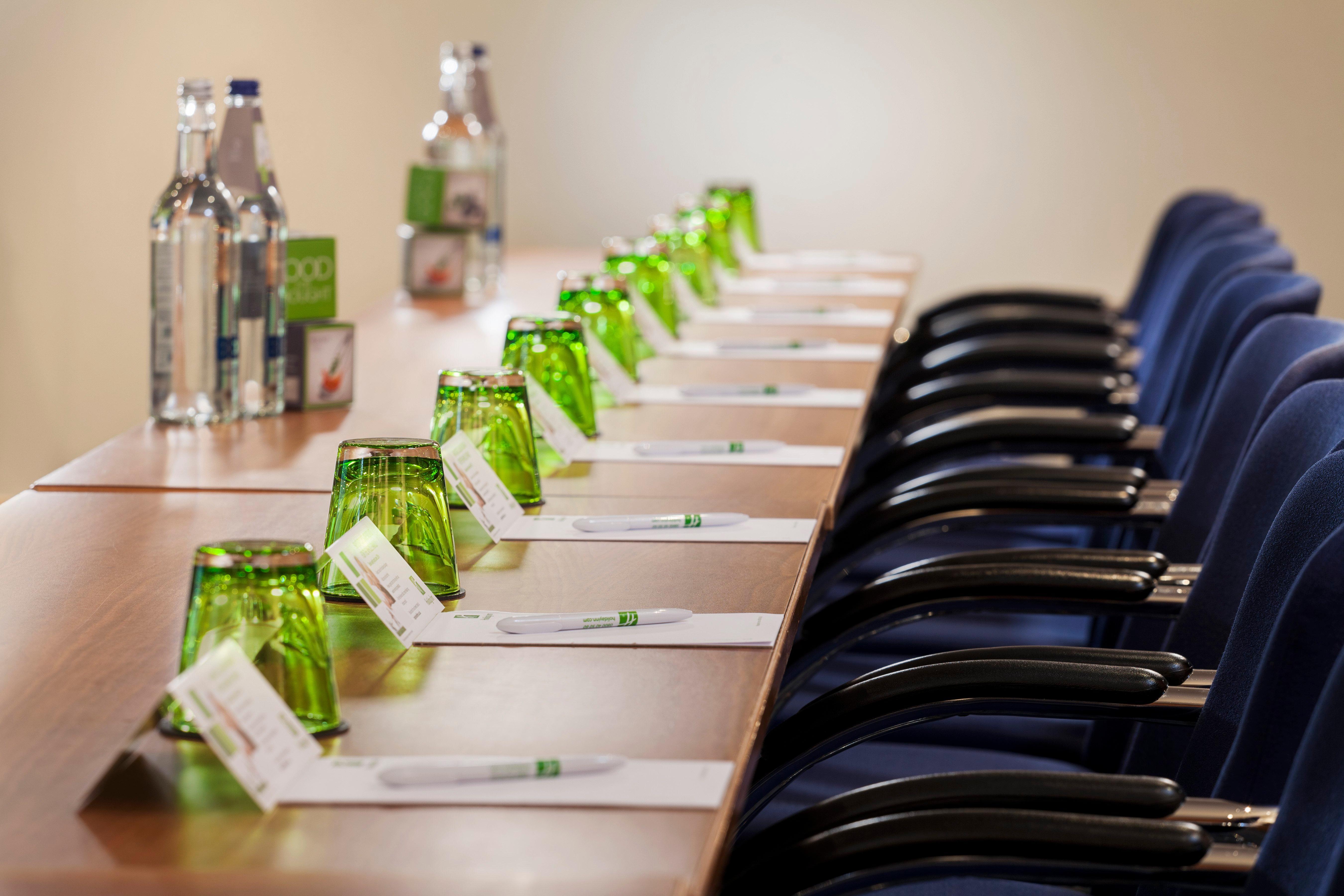Holiday Inn Oxford By Ihg Экстерьер фото