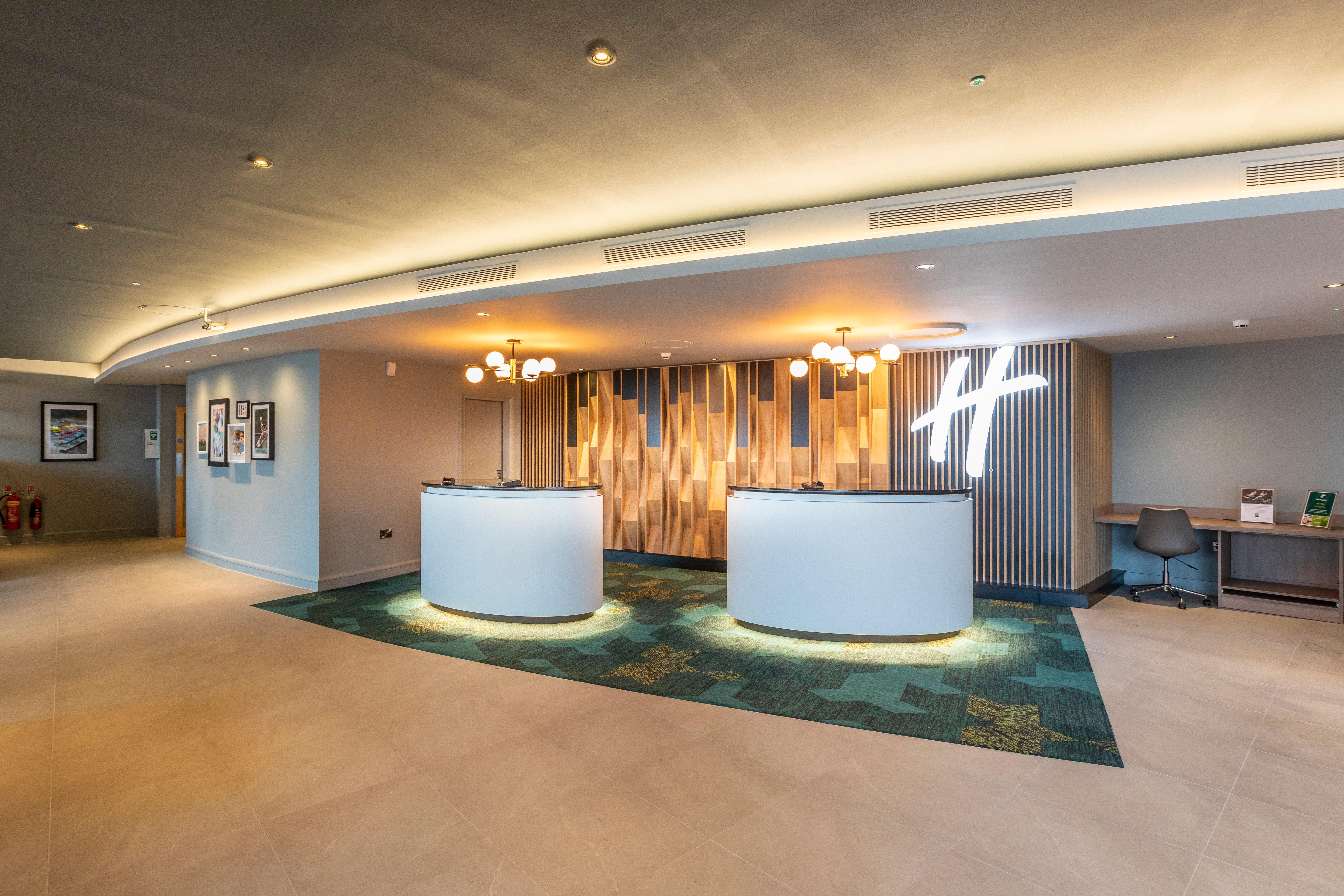 Holiday Inn Oxford By Ihg Экстерьер фото