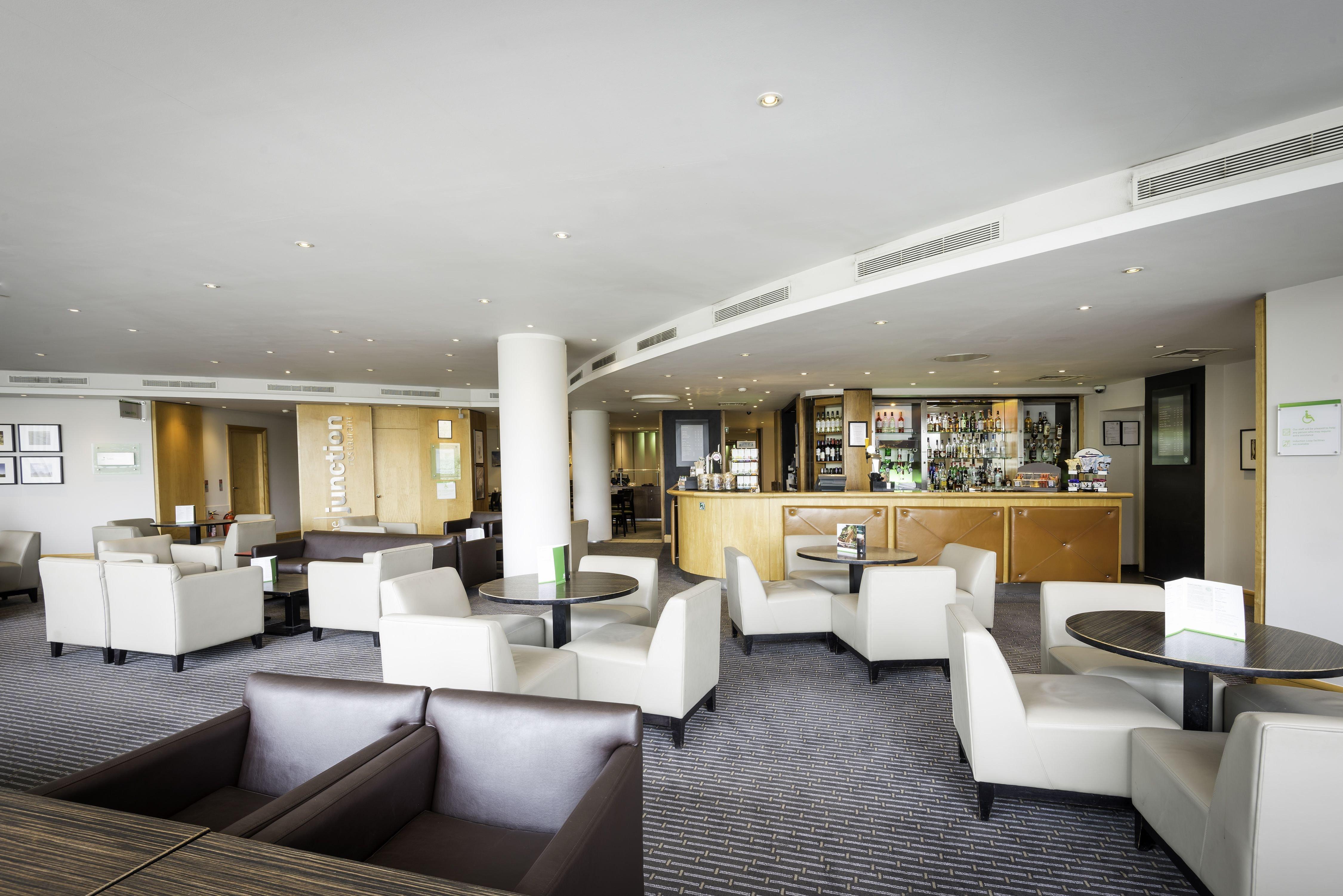 Holiday Inn Oxford By Ihg Экстерьер фото