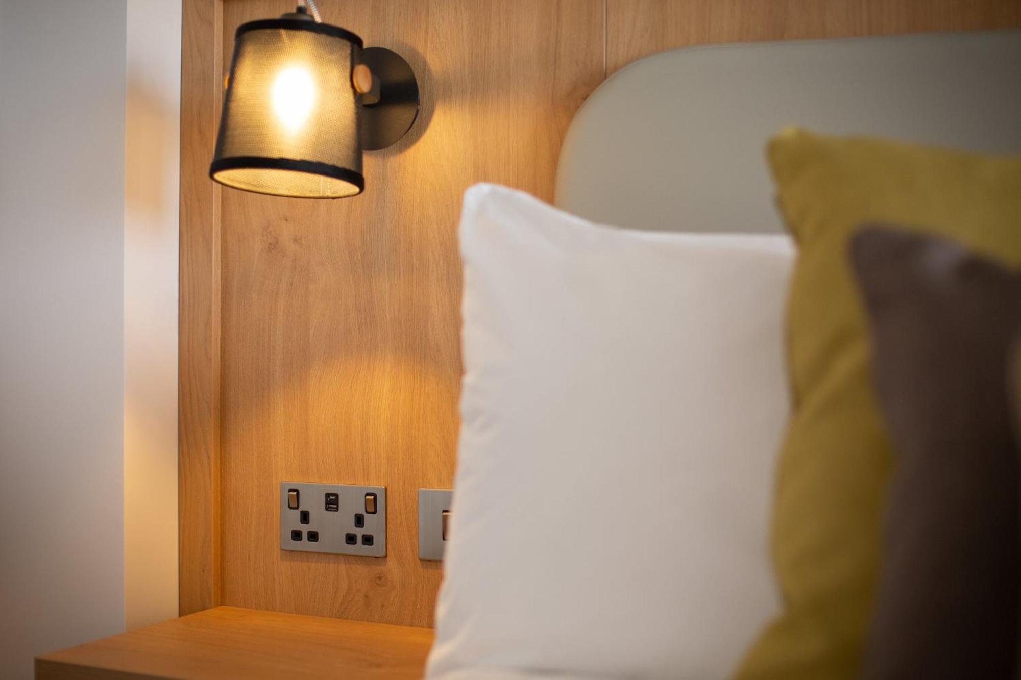 Holiday Inn Oxford By Ihg Экстерьер фото