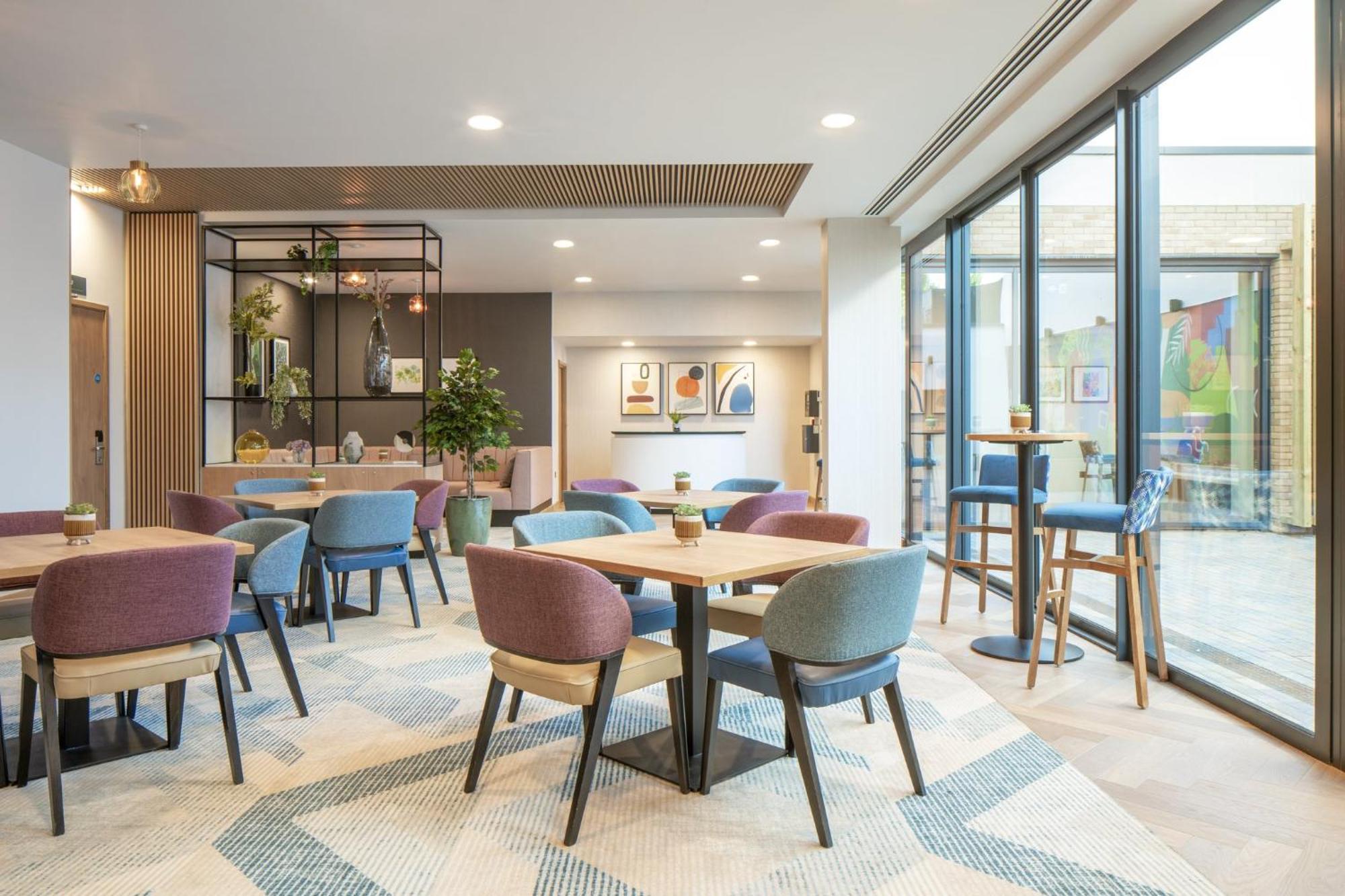Holiday Inn Oxford By Ihg Экстерьер фото